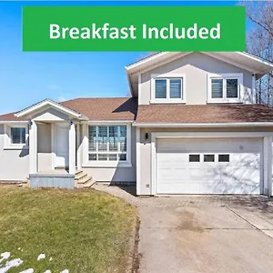 Holiday home Country In The - Wonderful Complimentary Breakfast Delivered Daily To House, Niagara Falls