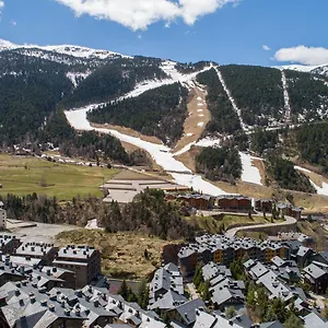 https://esquirol-apartments.andorra-la-vella-hotels.net