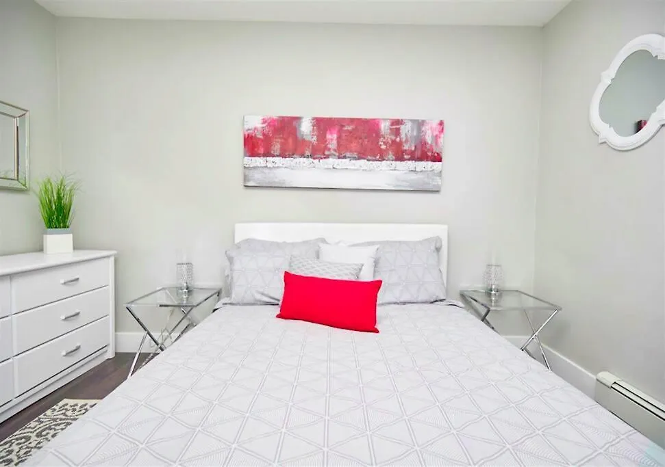 Luxury Boutique Two Bedroom Condo 2B Niagara Falls